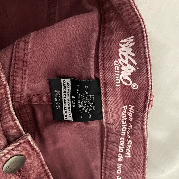 Maroon denim shorts - Picture 3 of 3